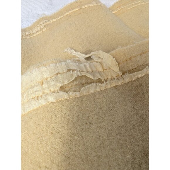 Vtg Blanket Hudson Bay ? or similar 3.5 point Wool 63x72 Gold white label READ - Picture 6 of 16